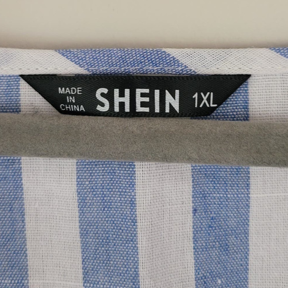 Shein Blue and White Stripped Shorts Romper Jumpsuit 1XL - Picture 2 of 4